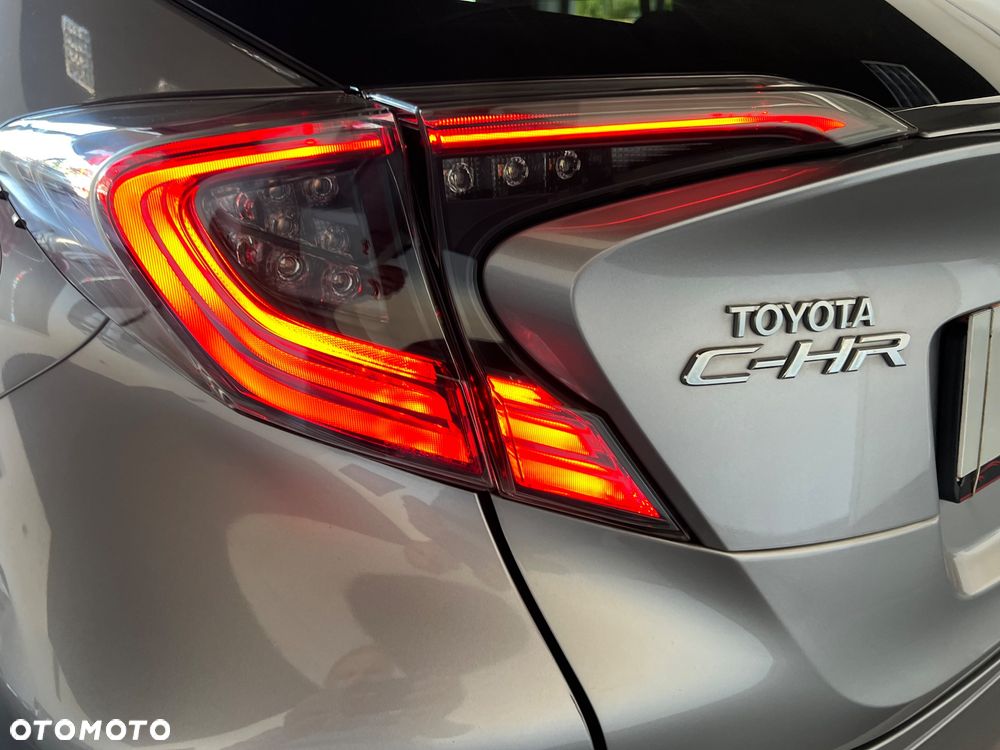 Toyota C-HR - 11