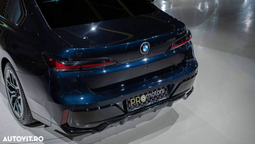 BMW Seria 7 - 16