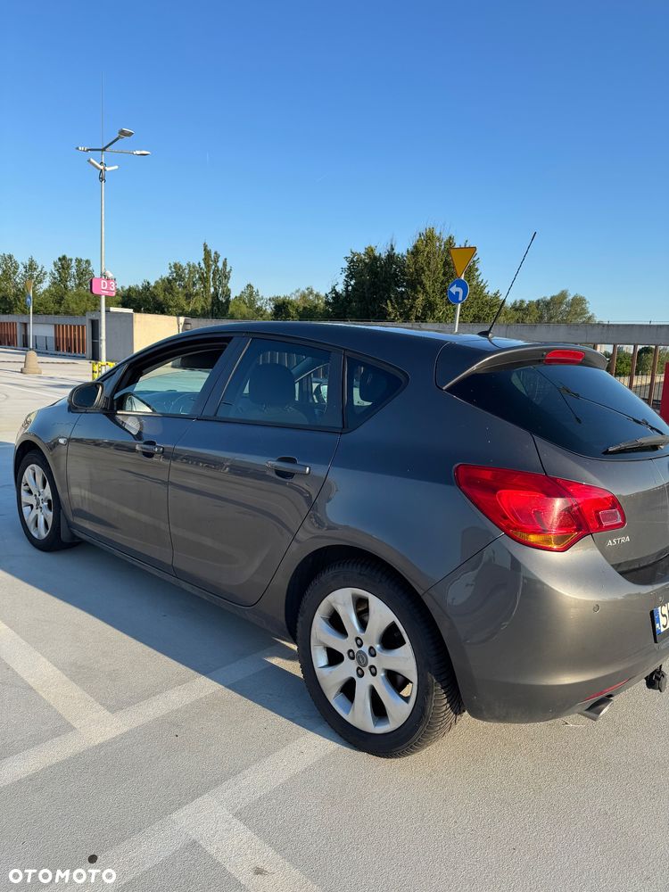 Opel Astra 1.4 T Enjoy - 5