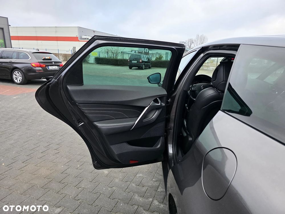 Citroën DS5 BlueHDi 120 EAT6 Business Class - 9