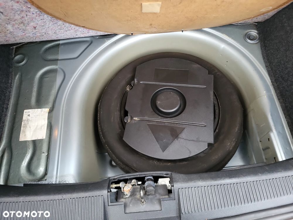 Skoda Fabia 1.4 16V Style Edition - 26