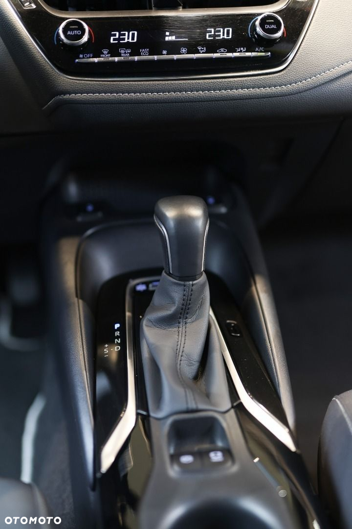 Toyota Corolla - 35