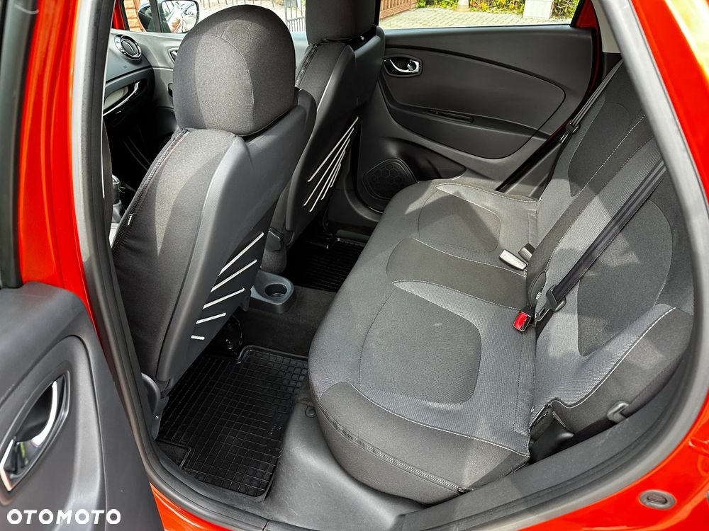 Renault Captur - 22