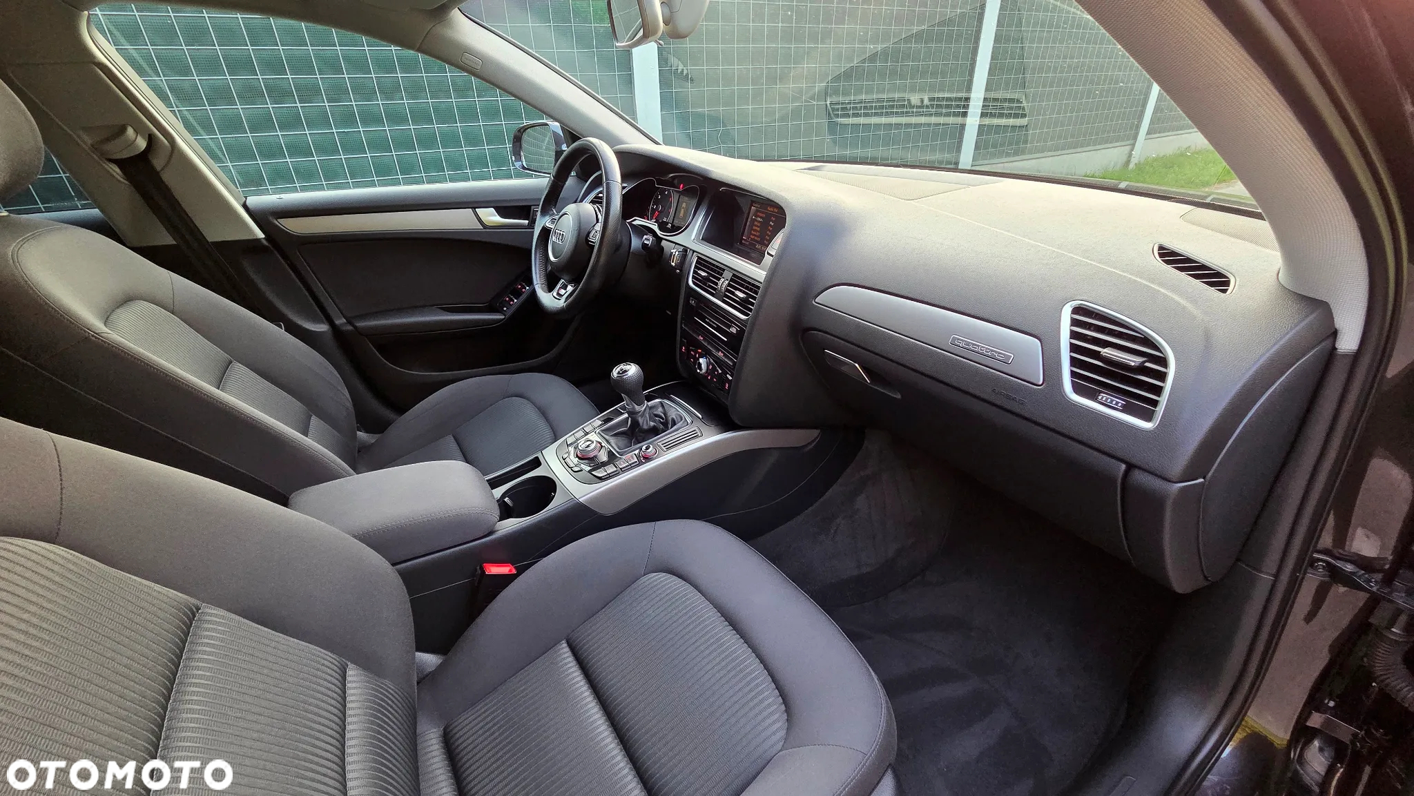 Audi A4 Avant 2.0 TDI quattro - 23