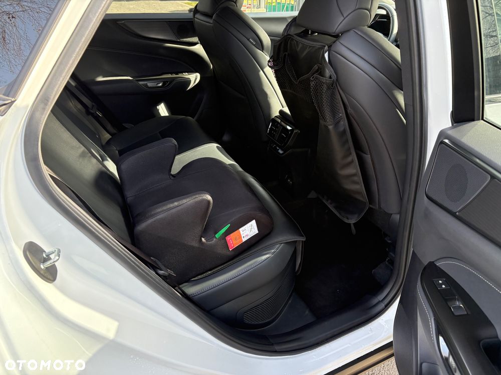 Lexus NX 350h F Sport AWD - 18