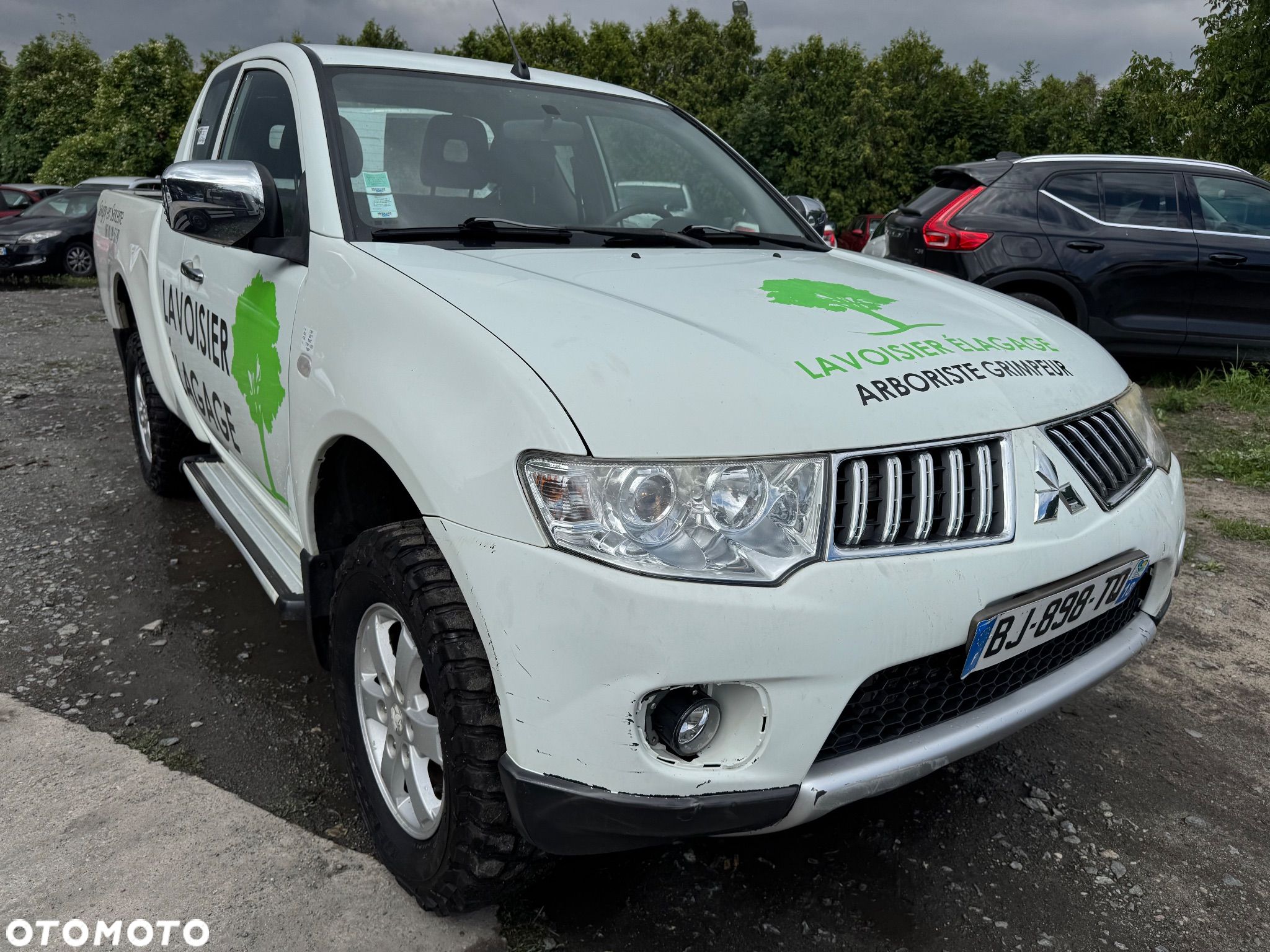 Mitsubishi L200 - 1