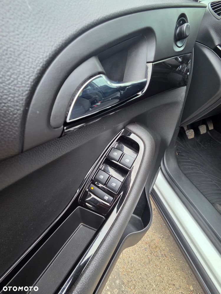 Chevrolet Orlando - 12