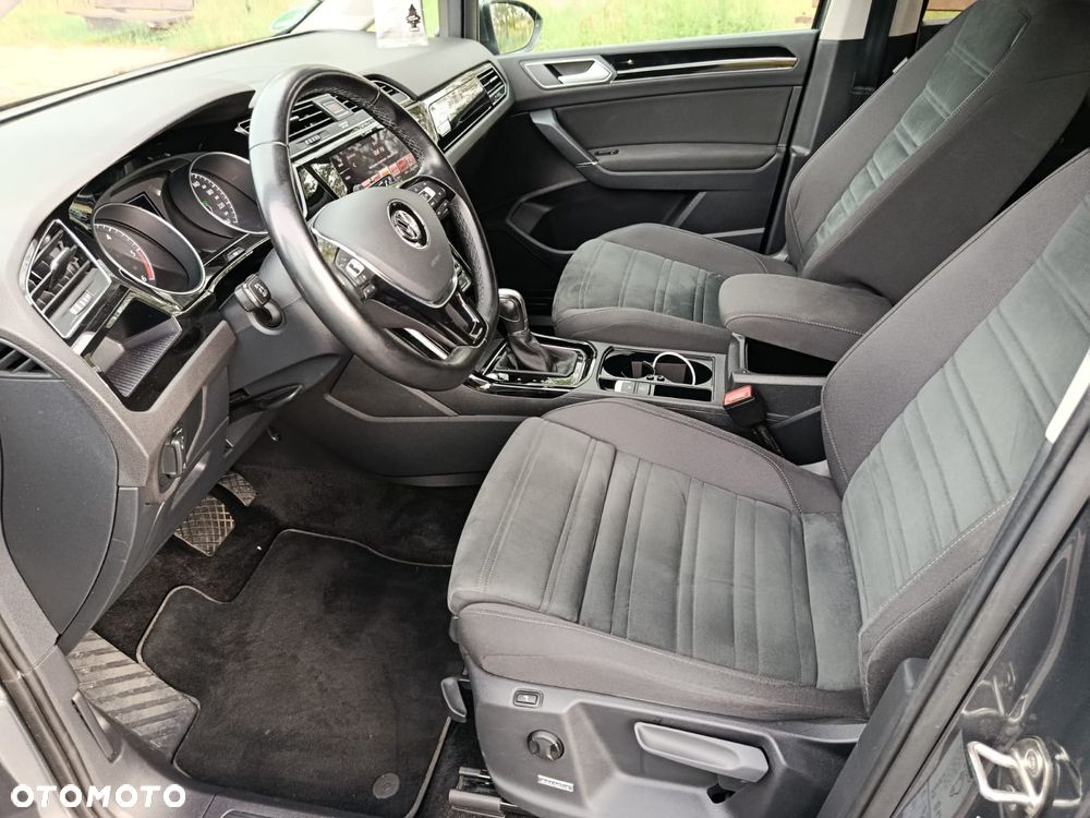 Volkswagen Touran 2.0 TDI BMT Highline DSG - 22