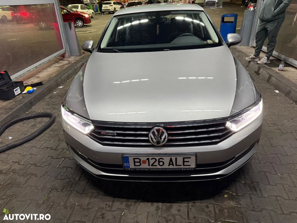 Volkswagen Passat Variant 2.0 TDI DSG 4Motion Highline - 15