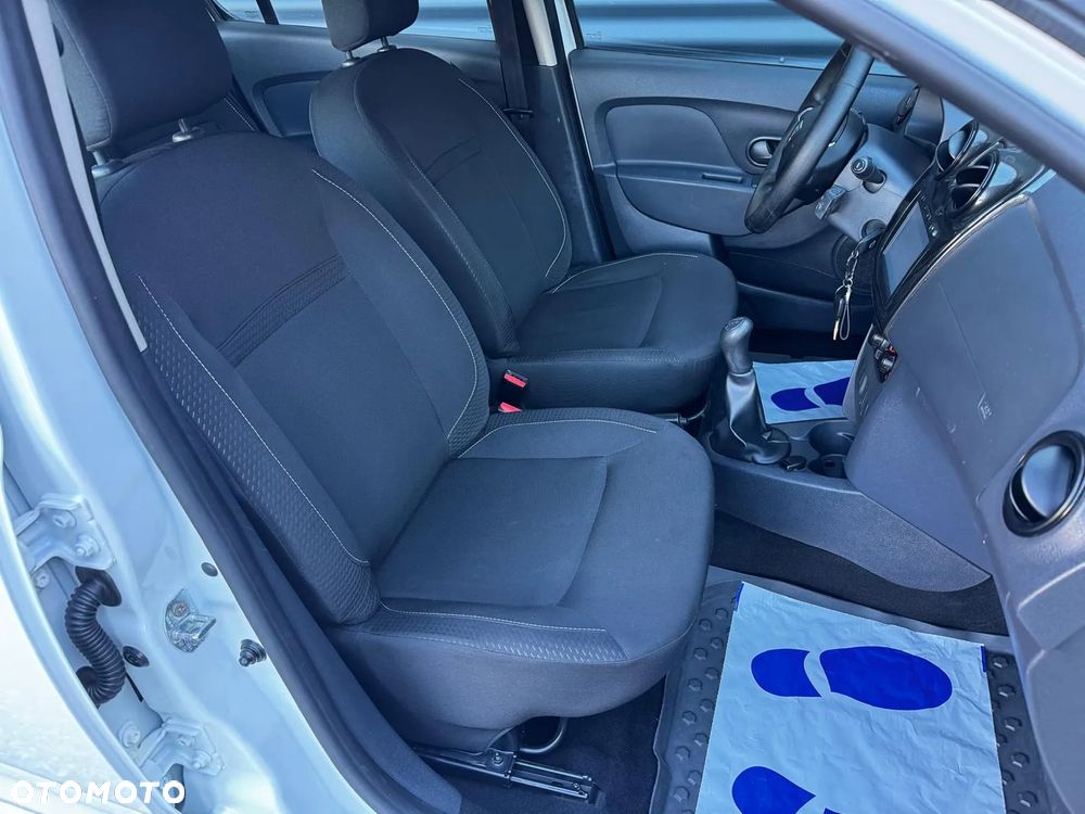 Dacia Sandero 1.2 16V Access EU6 - 19