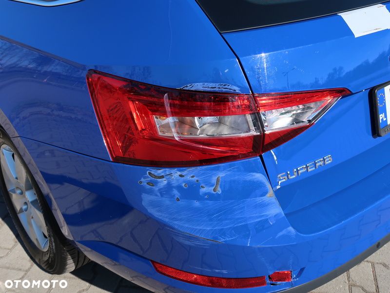 Skoda Superb 2.0 TDI SCR Ambition DSG - 34