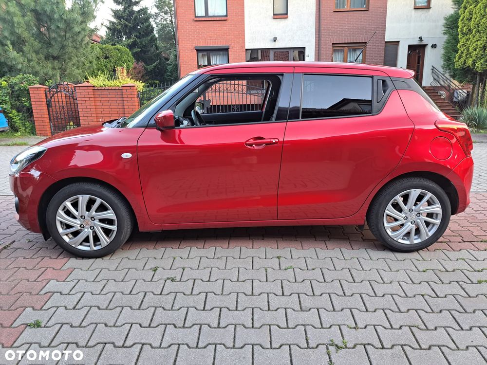 Suzuki Swift 1.2 Dualjet SHVS Premium CVT - 4