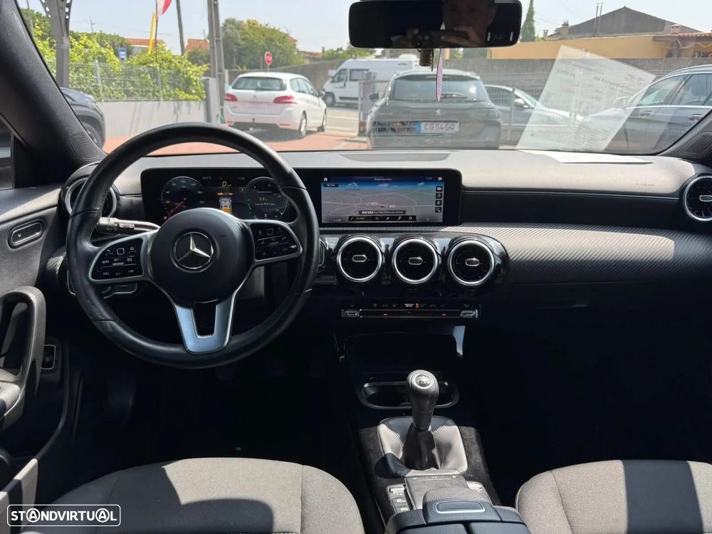 Mercedes-Benz CLA 180 d Shooting Brake Business Solutions - 18