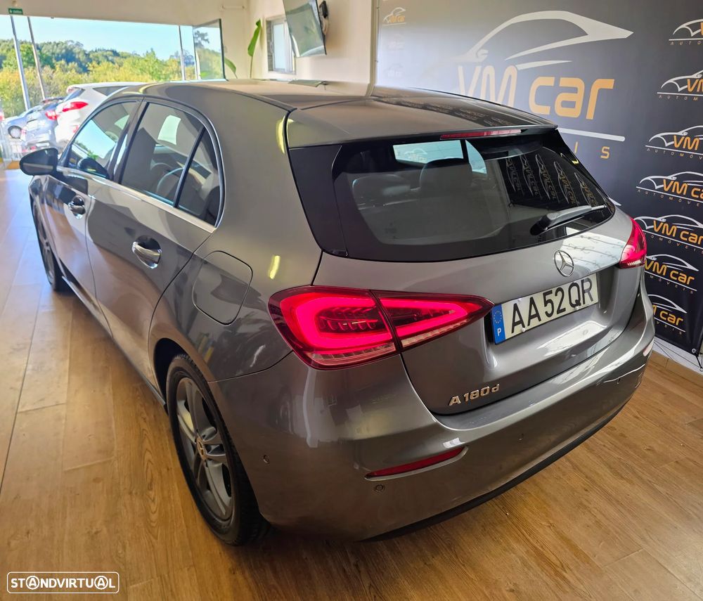 Mercedes-Benz A 180 d Progressive Aut. - 10