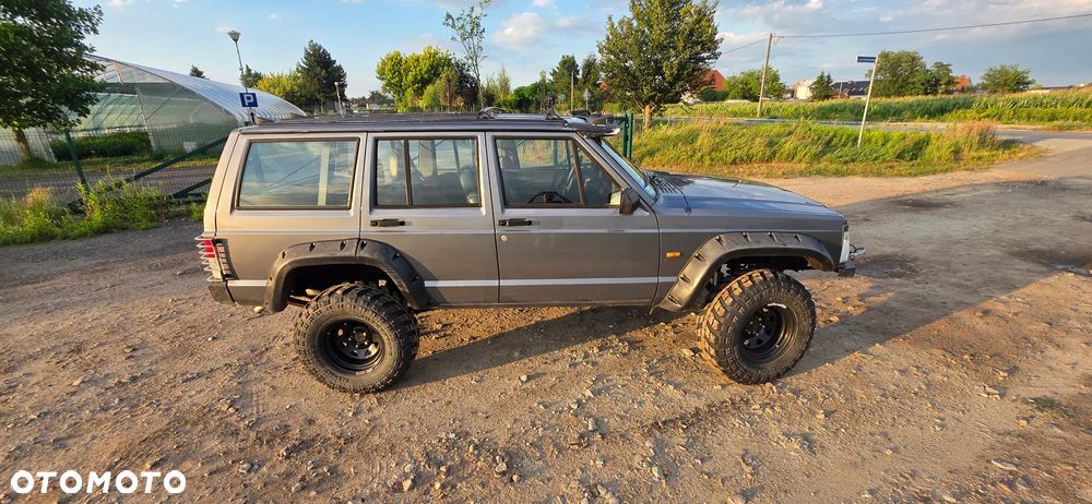 Jeep Cherokee 4.0 Limited - 5