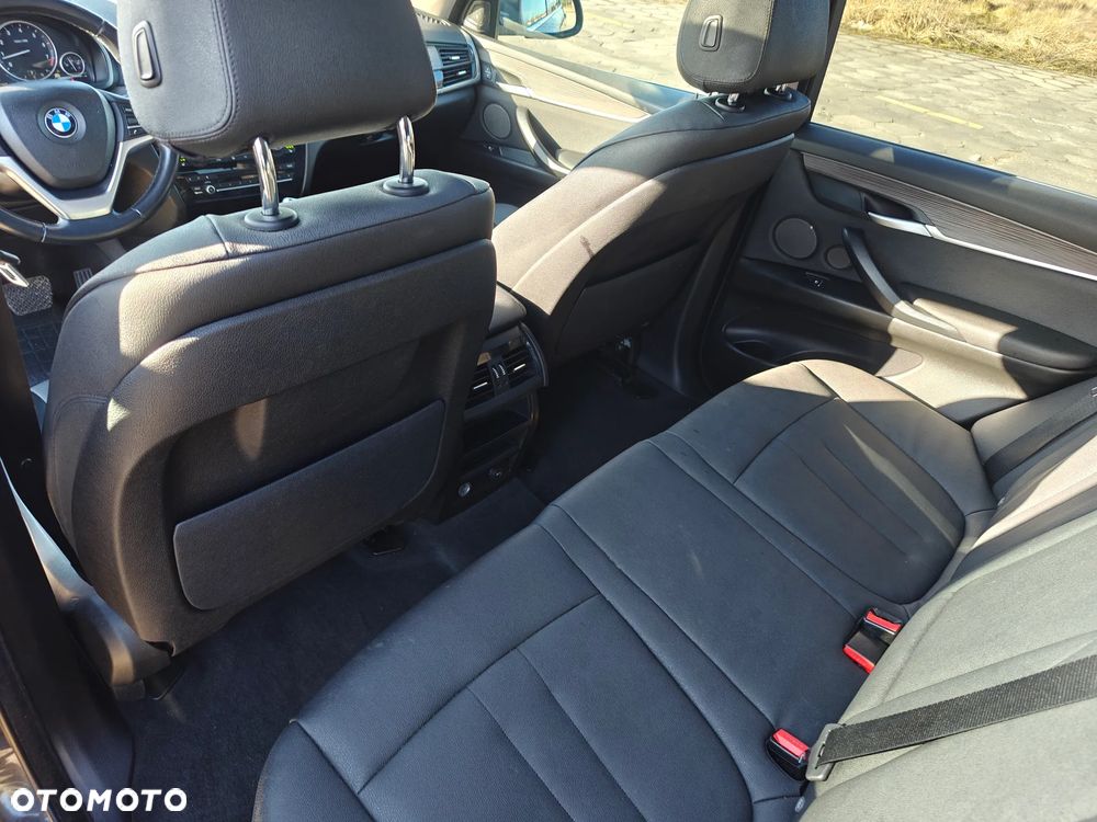 BMW X5 xDrive35i Sport-Aut - 8