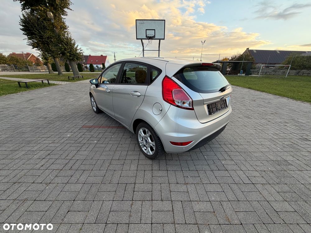 Ford Fiesta 2014 photo 3