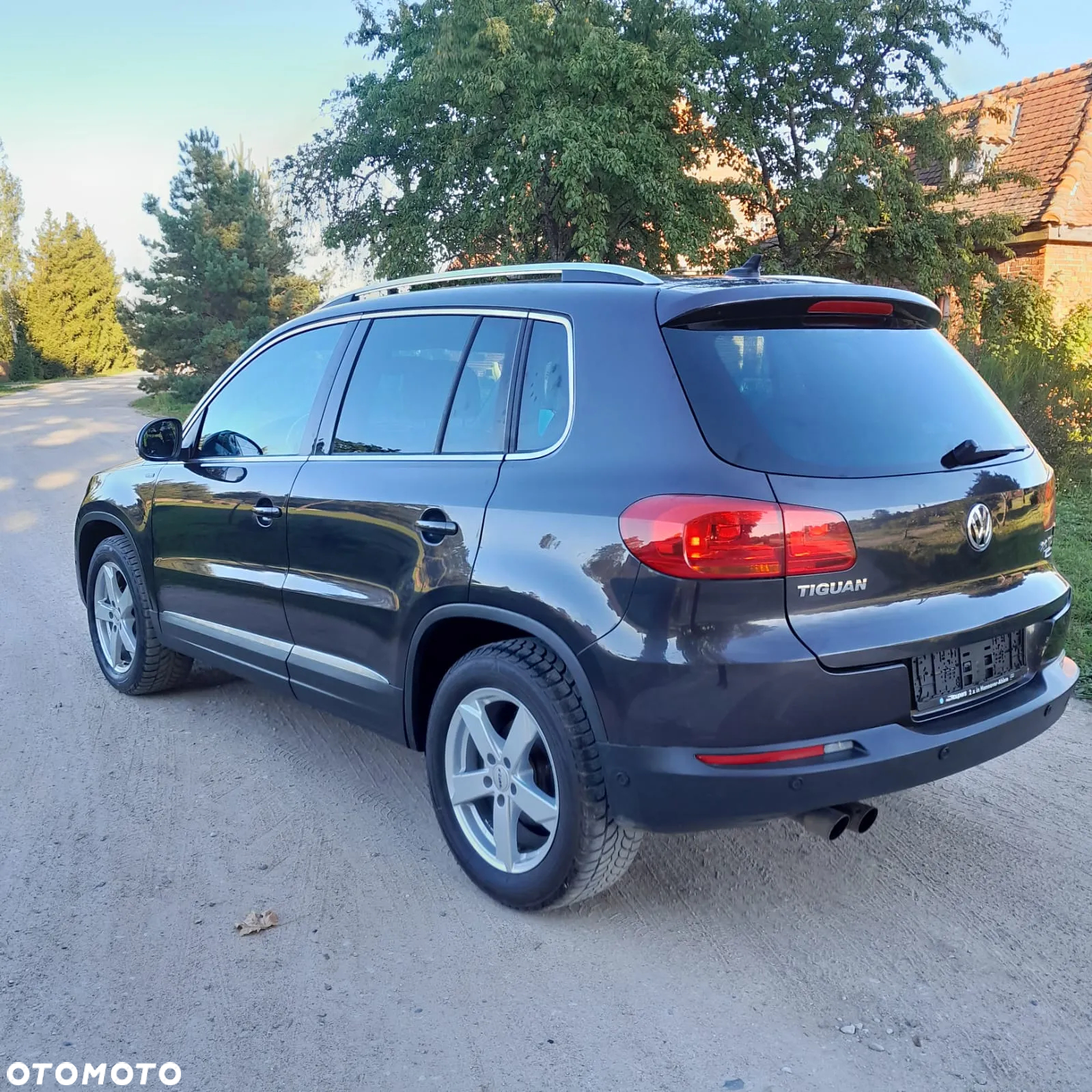 Volkswagen Tiguan 2.0 TDI DPF BlueMotion Technology Lounge Sport & Style - 5