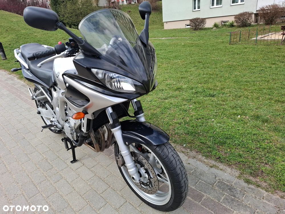 Yamaha FZ6 - 9