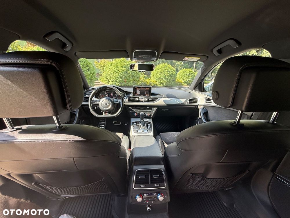 Audi A6 Avant - 32