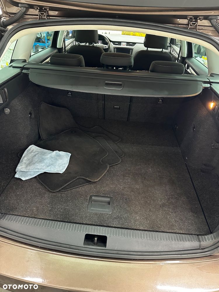 Skoda Octavia 2.0 TSI Clever DSG - 8