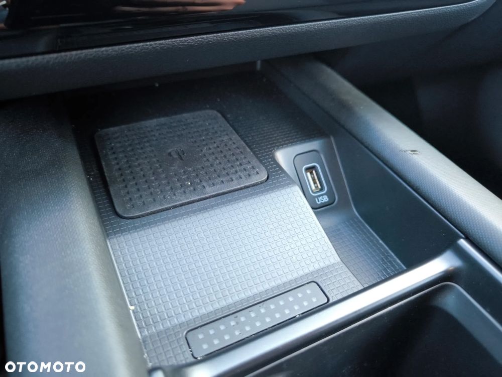 Hyundai IONIQ 6 77,4 kWh Uniq - 15