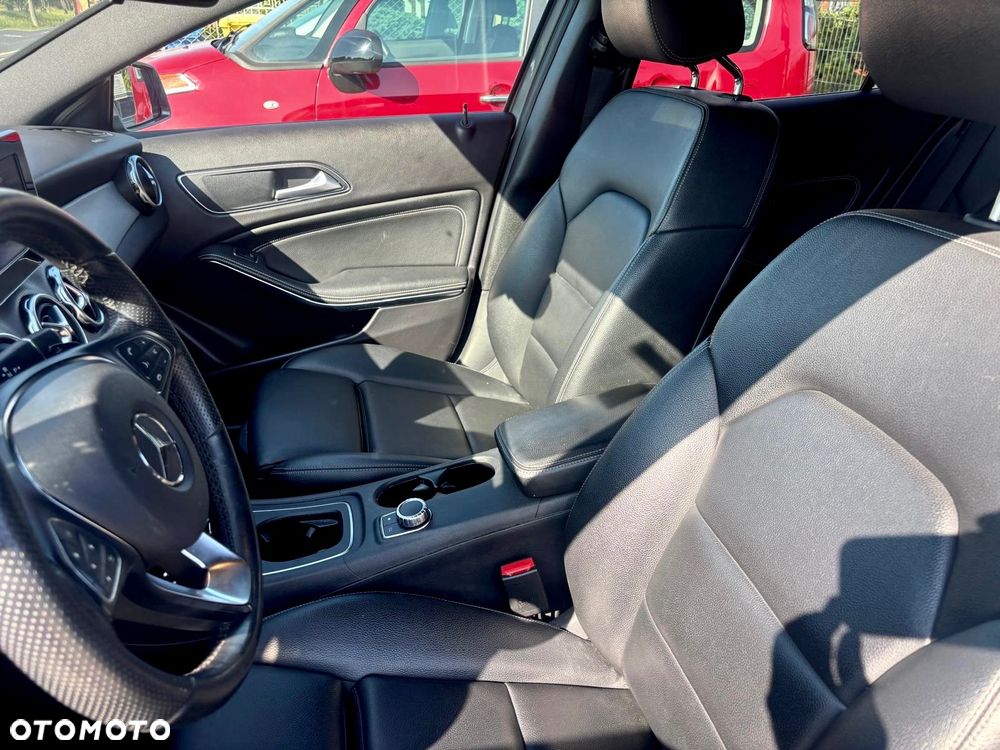 Mercedes-Benz GLA 250 4-Matic - 6