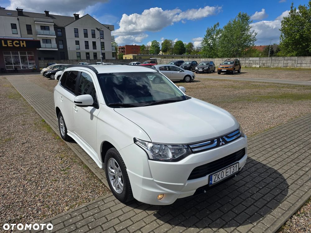 Mitsubishi Outlander 2.0 4WD CVT Edition+ - 4