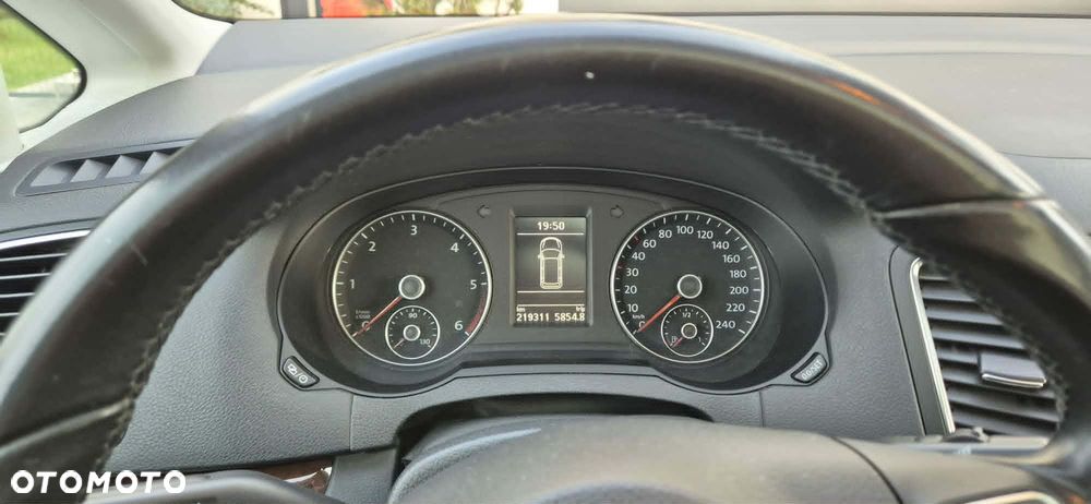 Volkswagen Sharan 2.0 TDI Highline DSG - 9