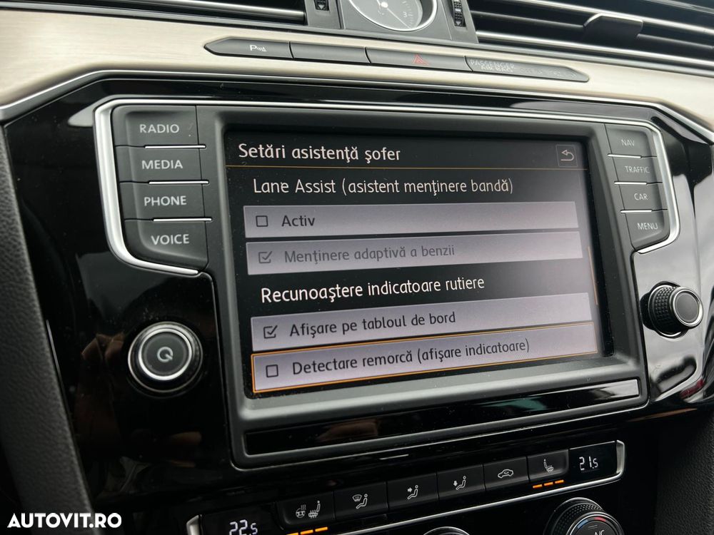 Volkswagen Passat - 20