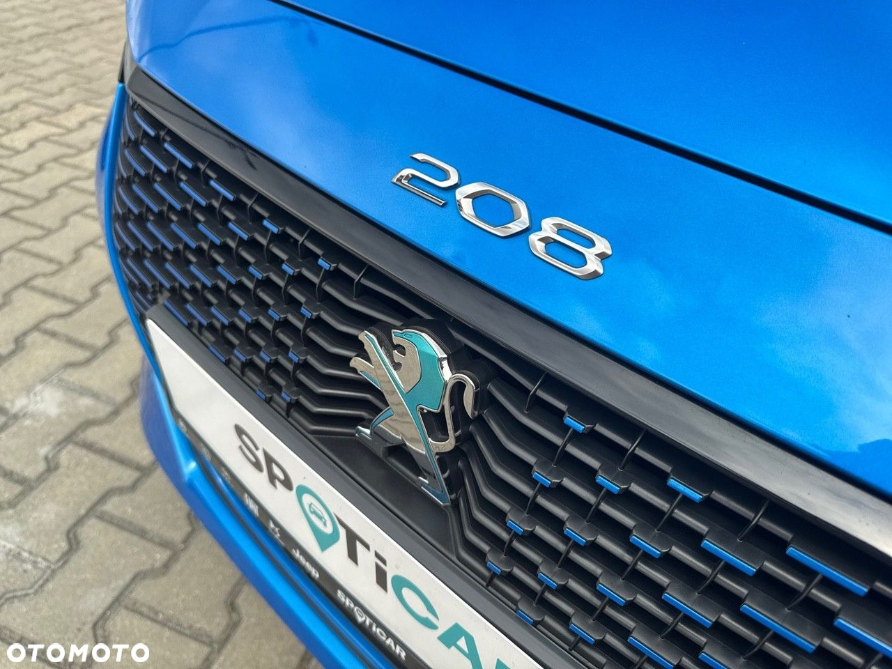 Peugeot 208 e-208 GT - 13