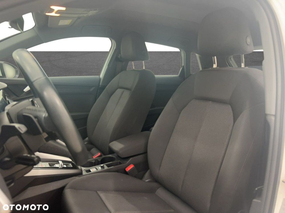 Audi A3 Sportback 35 TFSI mHEV S tronic - 10