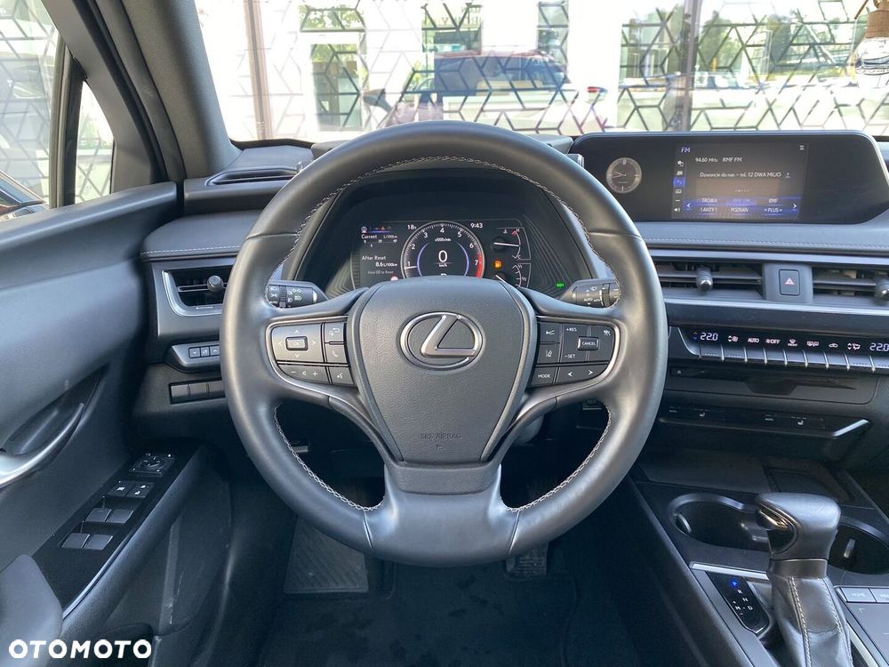 Lexus UX 200 GPF F Impression 2WD - 14