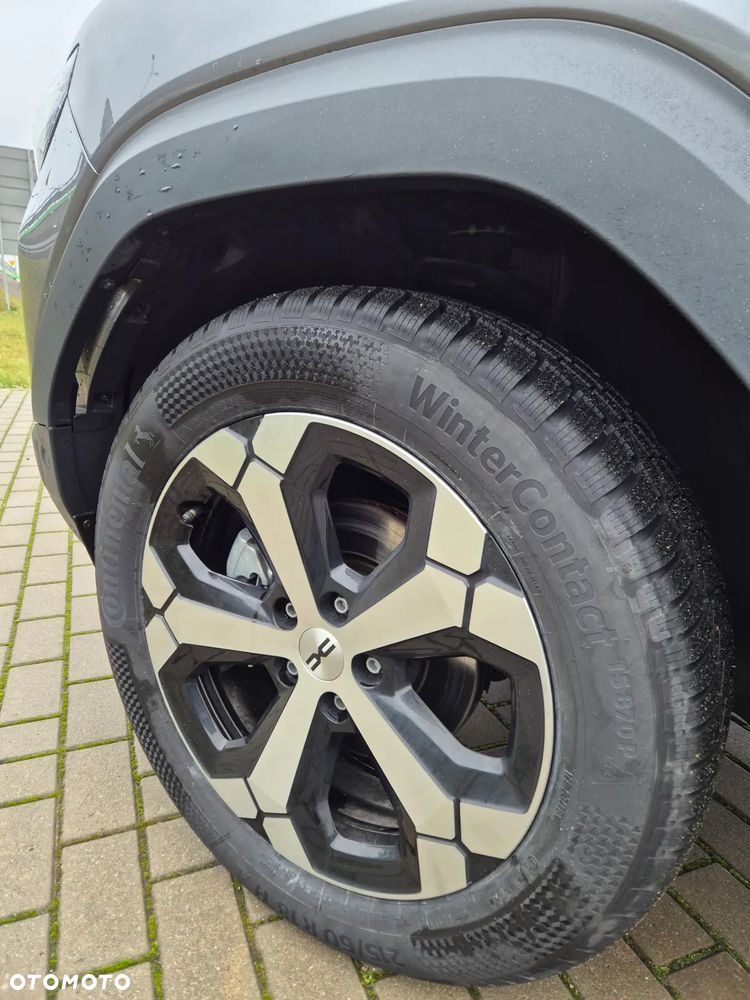 Dacia Duster 1.6 Full Hybrid 140 Journey MMT - 19