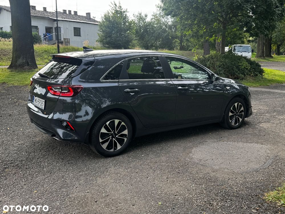 Kia Ceed - 7