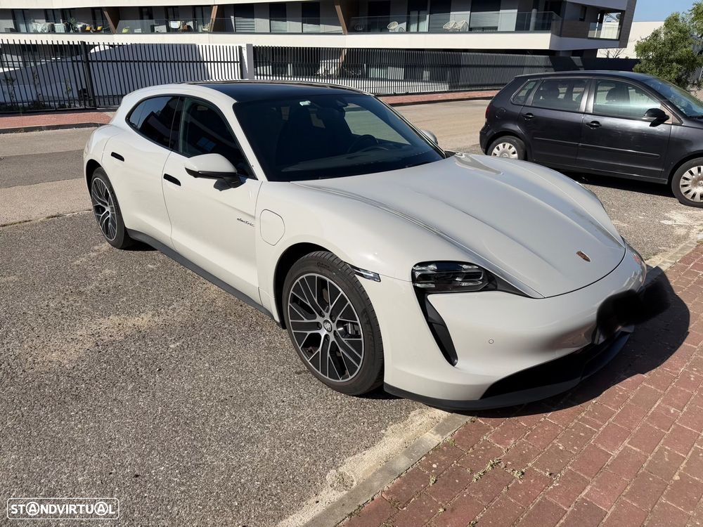 Porsche Taycan Sport Turismo Standard - 3