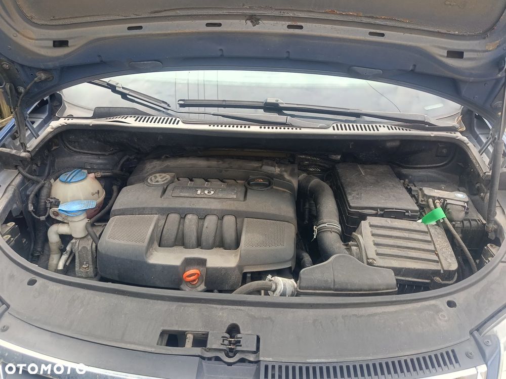 Volkswagen Touran 1.6 Trendline - 12