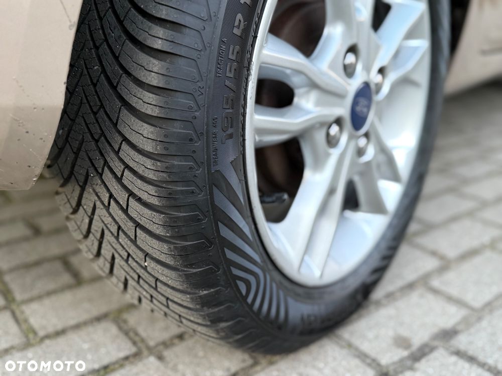 Ford Fiesta 1.0 Champions Edition - 26