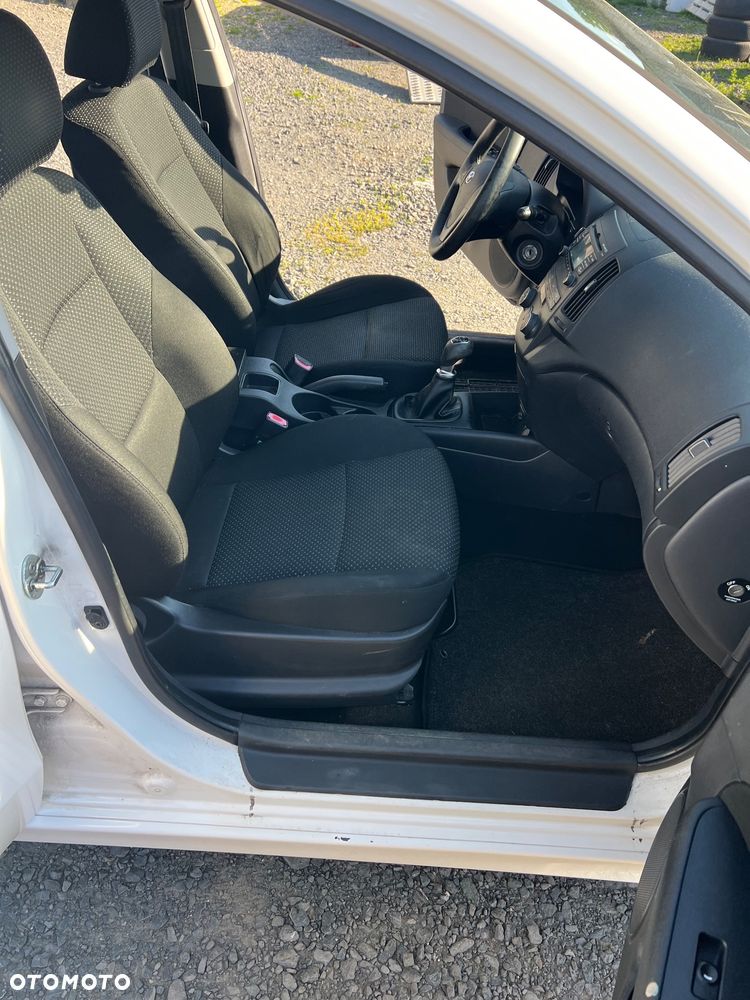 Kia Ceed 1.4 Comfort - 11