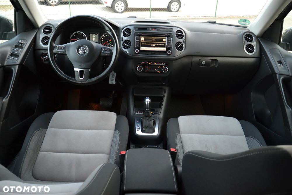 Volkswagen Tiguan - 19