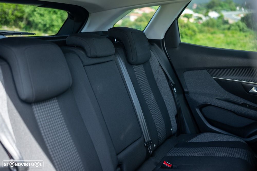 Peugeot 3008 1.5 BlueHDi Active - 7