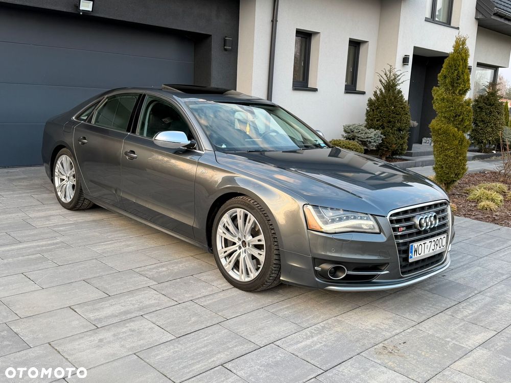 Audi S8 Standard - 3