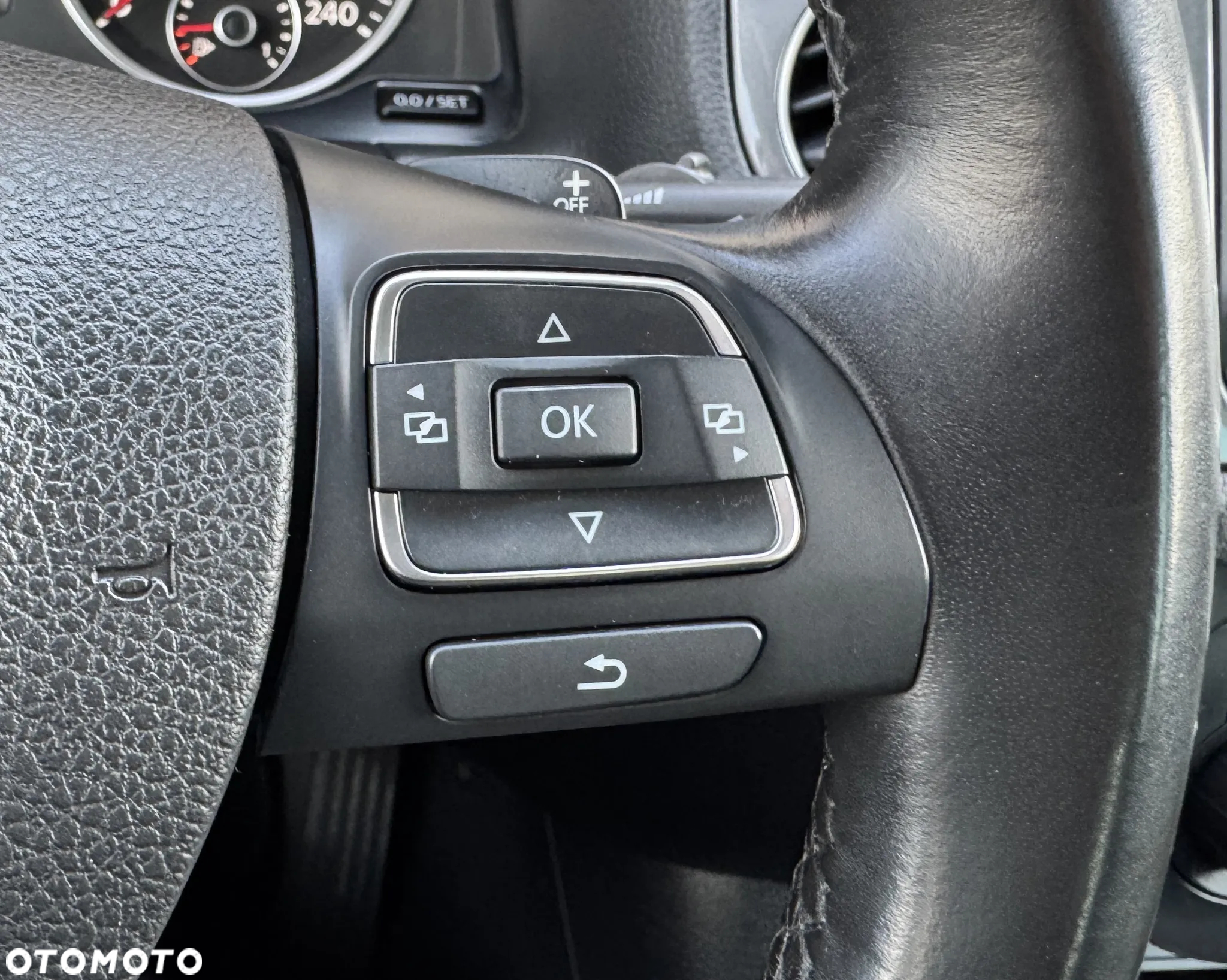 Volkswagen Tiguan 2.0 TSI 4Motion DSG Exclusive - 19