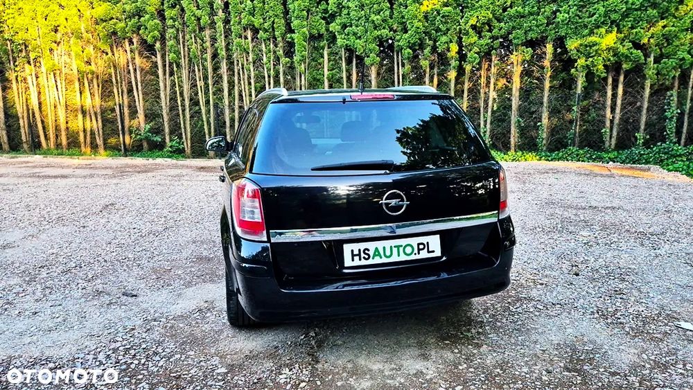 Opel Astra 1.6 NAVI - 20