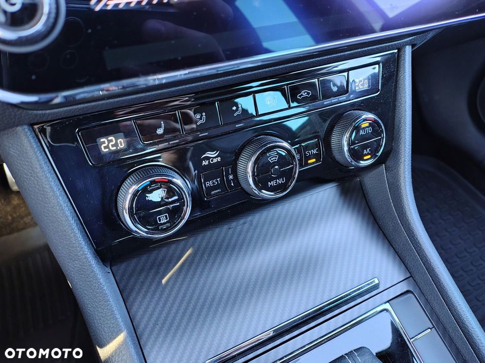 Skoda Superb 2.0 TSI Sportline DSG - 22