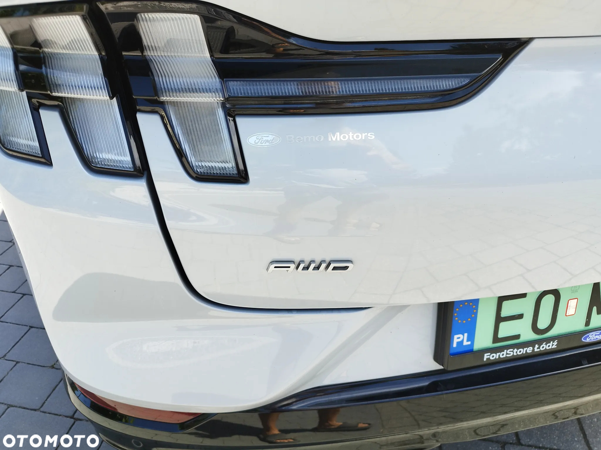 Ford Mustang Mach-E 91 kWh AWD Premium - 36
