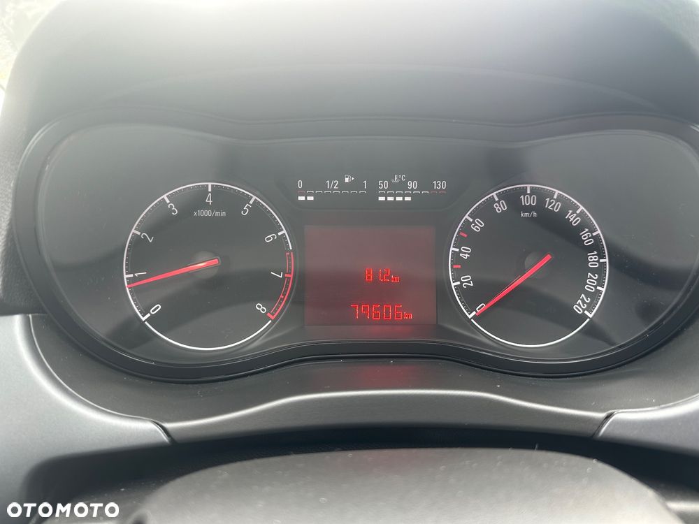 Opel Corsa 1.2 Business S&S - 10