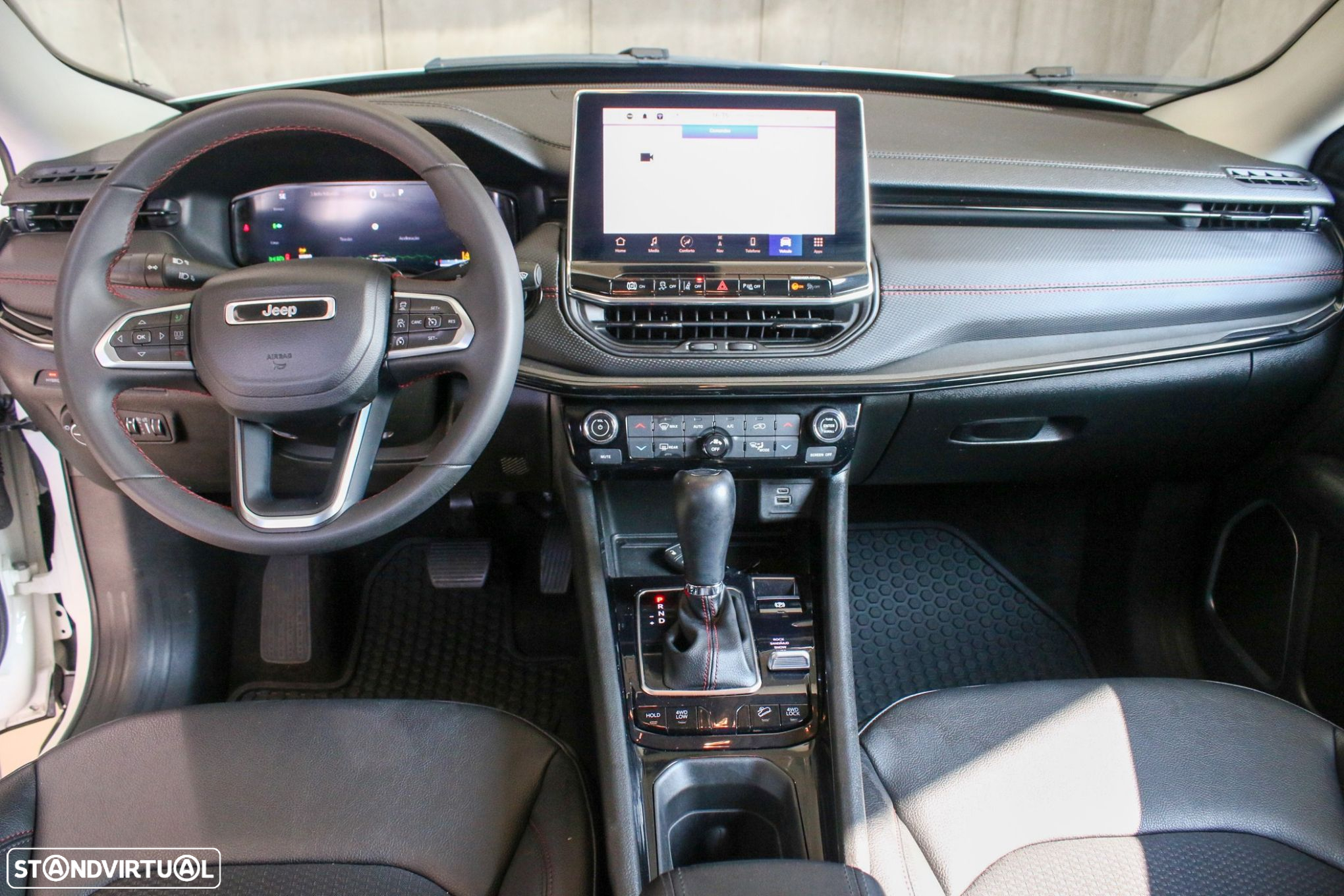 Jeep Compass 1.3 TG 4Xe Trailhawk - 32