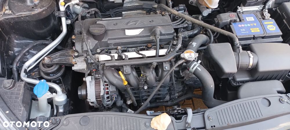 Hyundai i20 1.2 Intro Edition - 21