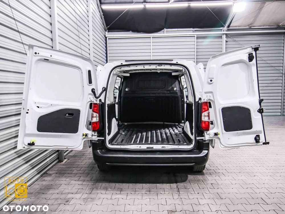 Citroën BERLINGO FURGON LONG L2 - 14